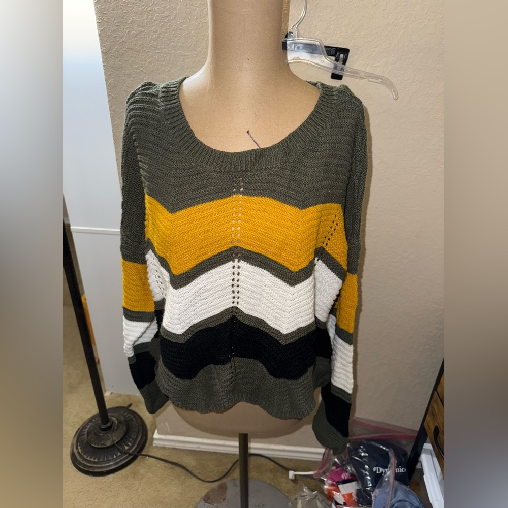 Women’s Full Circle Trends Plus Size Sweater Size 1x